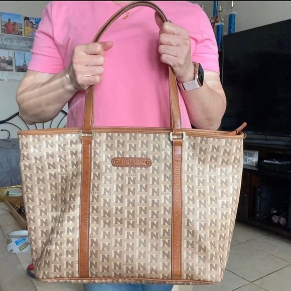 Nicole St Gilles Paris tote - Picture 2 of 10